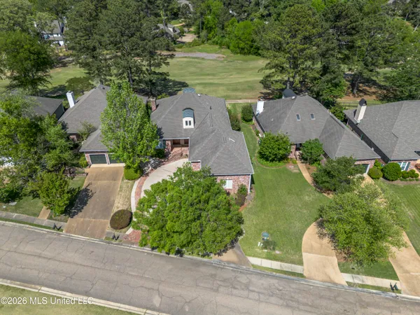 $450,000 | 106 Whisper Ridge Drive, Madison, MS 39110