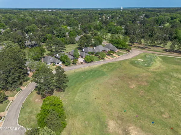 $450,000 | 106 Whisper Ridge Drive, Madison, MS 39110