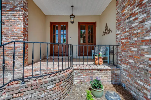 $450,000 | 106 Whisper Ridge Drive, Madison, MS 39110