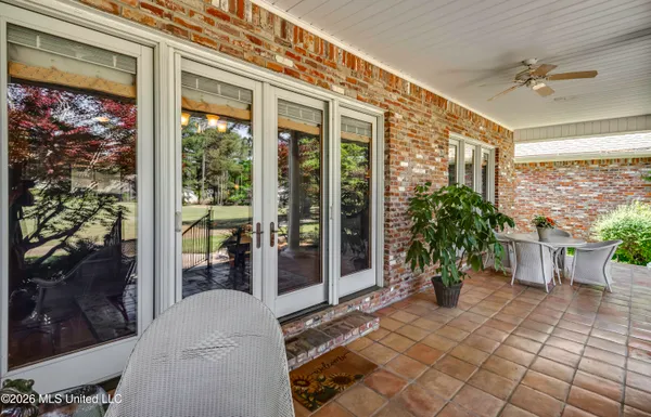 $450,000 | 106 Whisper Ridge Drive, Madison, MS 39110