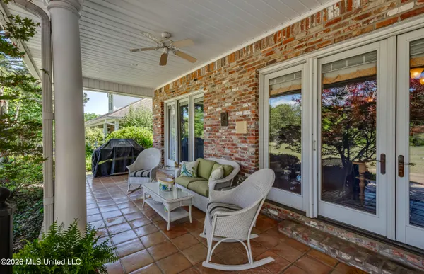 $450,000 | 106 Whisper Ridge Drive, Madison, MS 39110