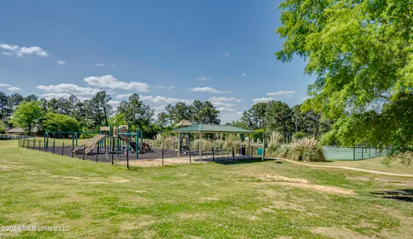 $450,000 | 106 Whisper Ridge Drive, Madison, MS 39110