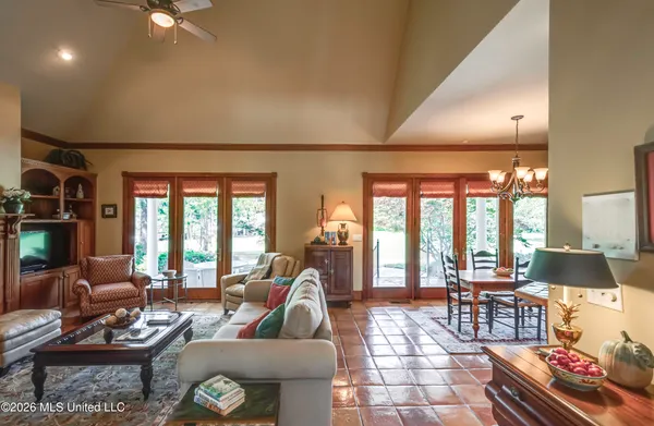 $450,000 | 106 Whisper Ridge Drive, Madison, MS 39110