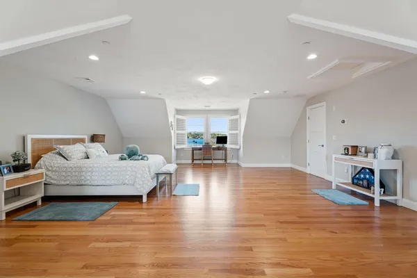 $1,295,000 | 39 Kibrel Court, Sandown, NH 03873