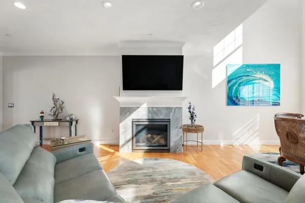 $1,295,000 | 39 Kibrel Court, Sandown, NH 03873