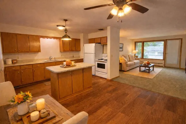 $1,500 | 2402 Fremont Avenue, Madison, WI 53704