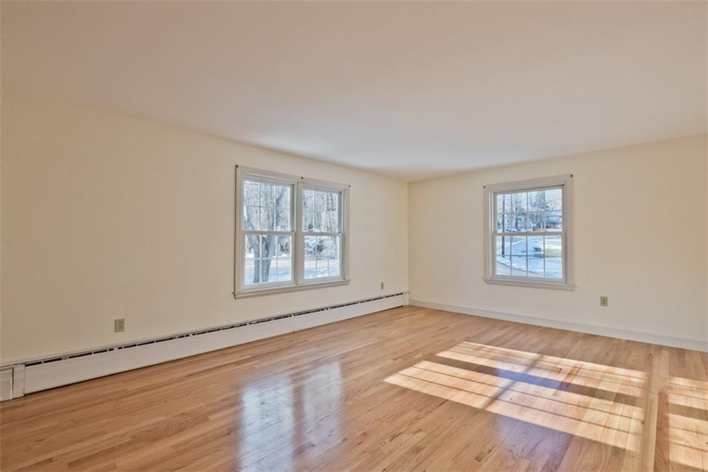 8 Katahdin Road Cape Elizabeth, ME 04107 - Photo 7 of 35 Nice Hardwood Floors