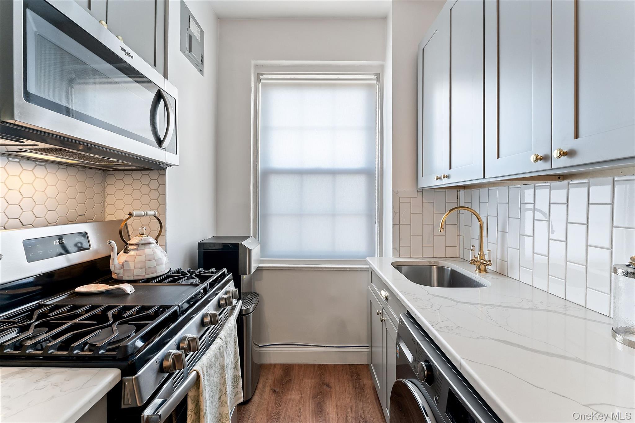 840 Bronx River Road, Unit 5B Bronxville, NY 10708 - Photo 3 of 11 Kitchen view.