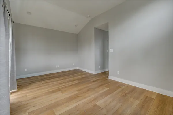 $3,000 | 4220 McKinley Street, Houston, TX 77051