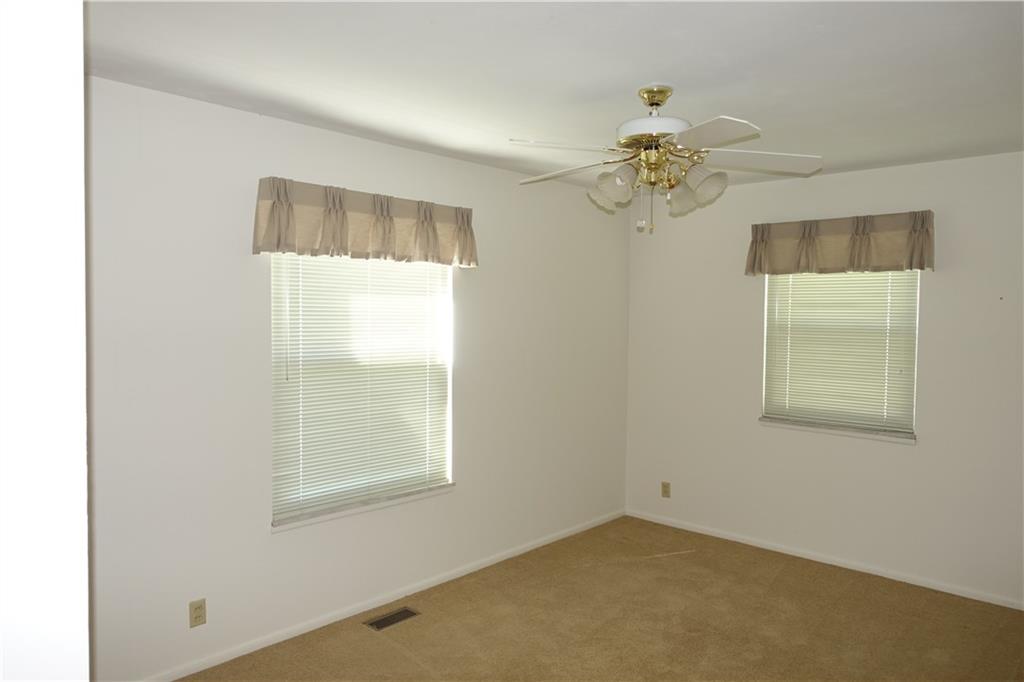 8232 Rumford Road Indianapolis, IN 46219 - Photo 11 of 17 Gallery Image 11