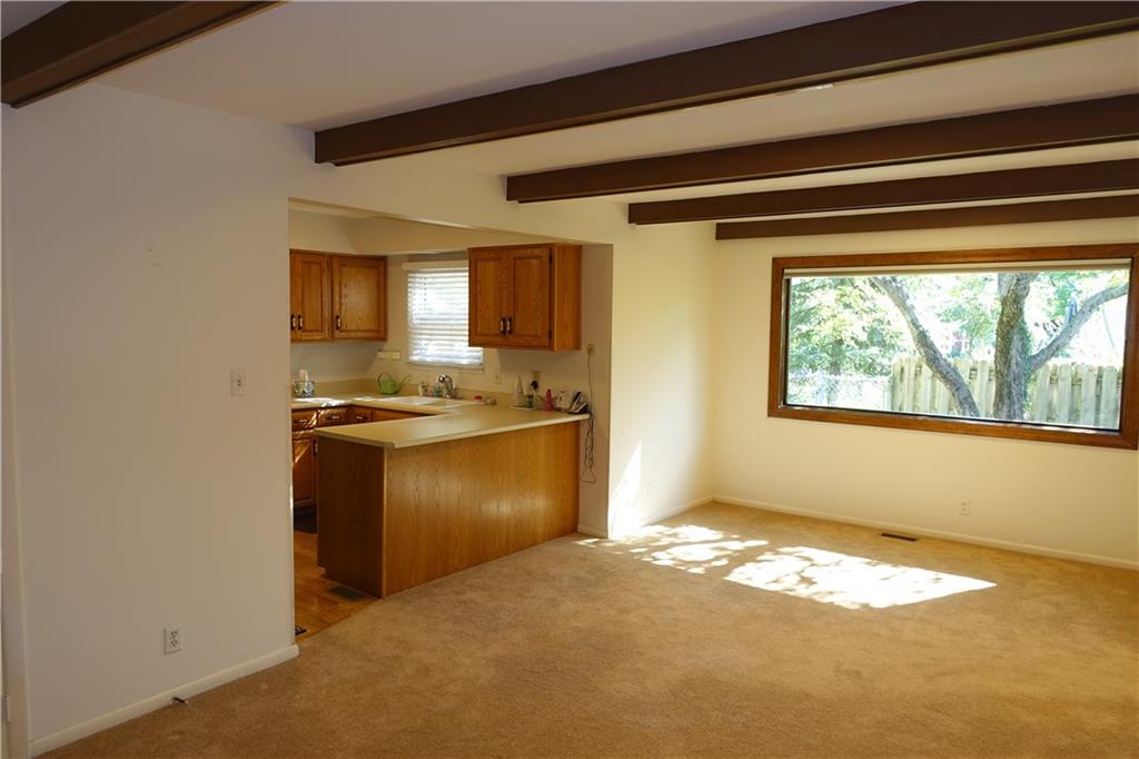 8232 Rumford Road Indianapolis, IN 46219 - Photo 5 of 17 Gallery Image 5