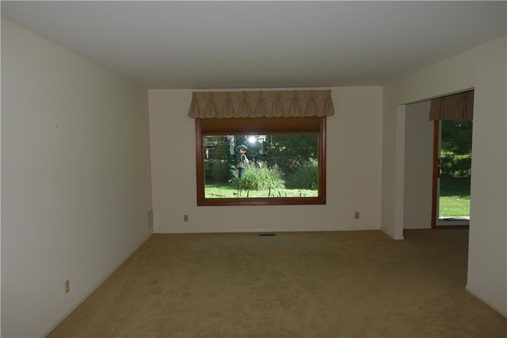8232 Rumford Road Indianapolis, IN 46219 - Photo 6 of 17 Gallery Image 6