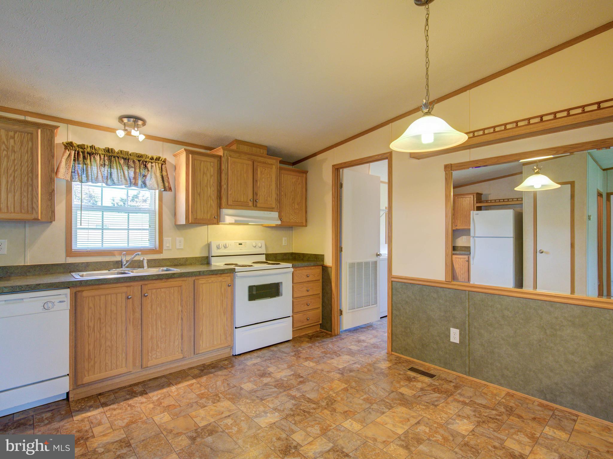 2109 Hatchery Road Inwood, WV 25428 - Photo 11 of 29 Kitchen