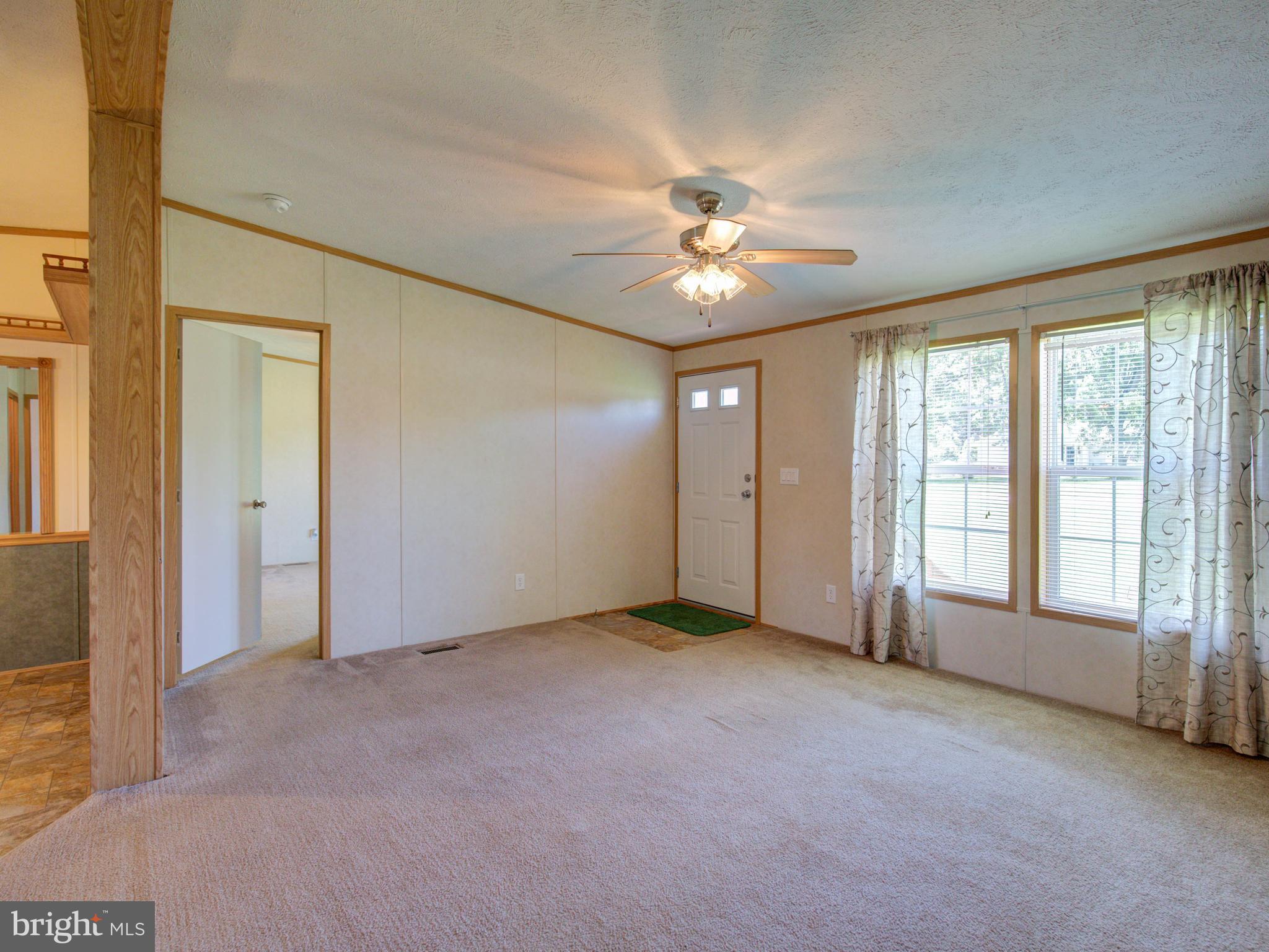 2109 Hatchery Road Inwood, WV 25428 - Photo 4 of 29 Living Room