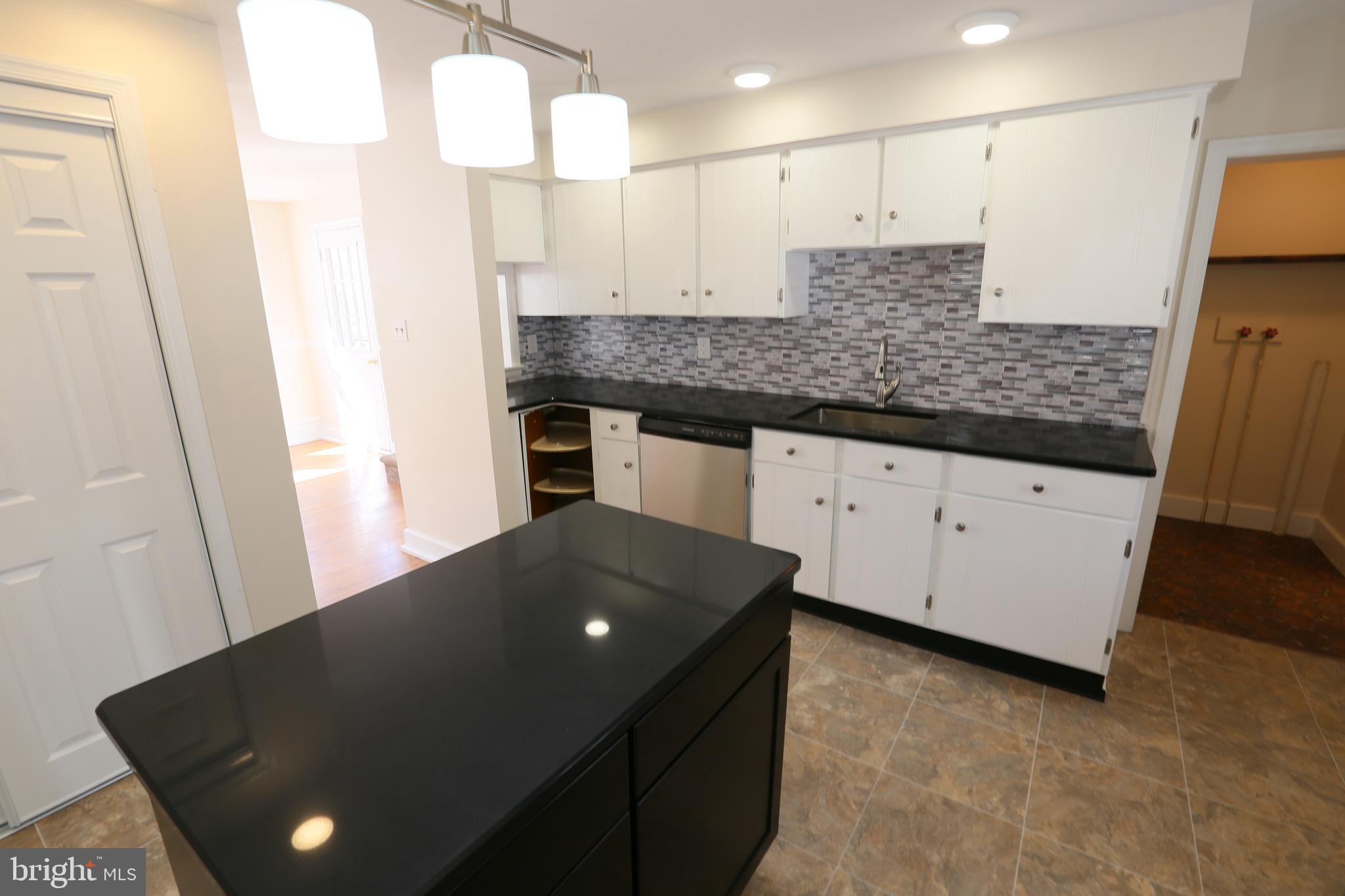 1930 Craley Road Windsor, PA 17366 - Photo 4 of 37