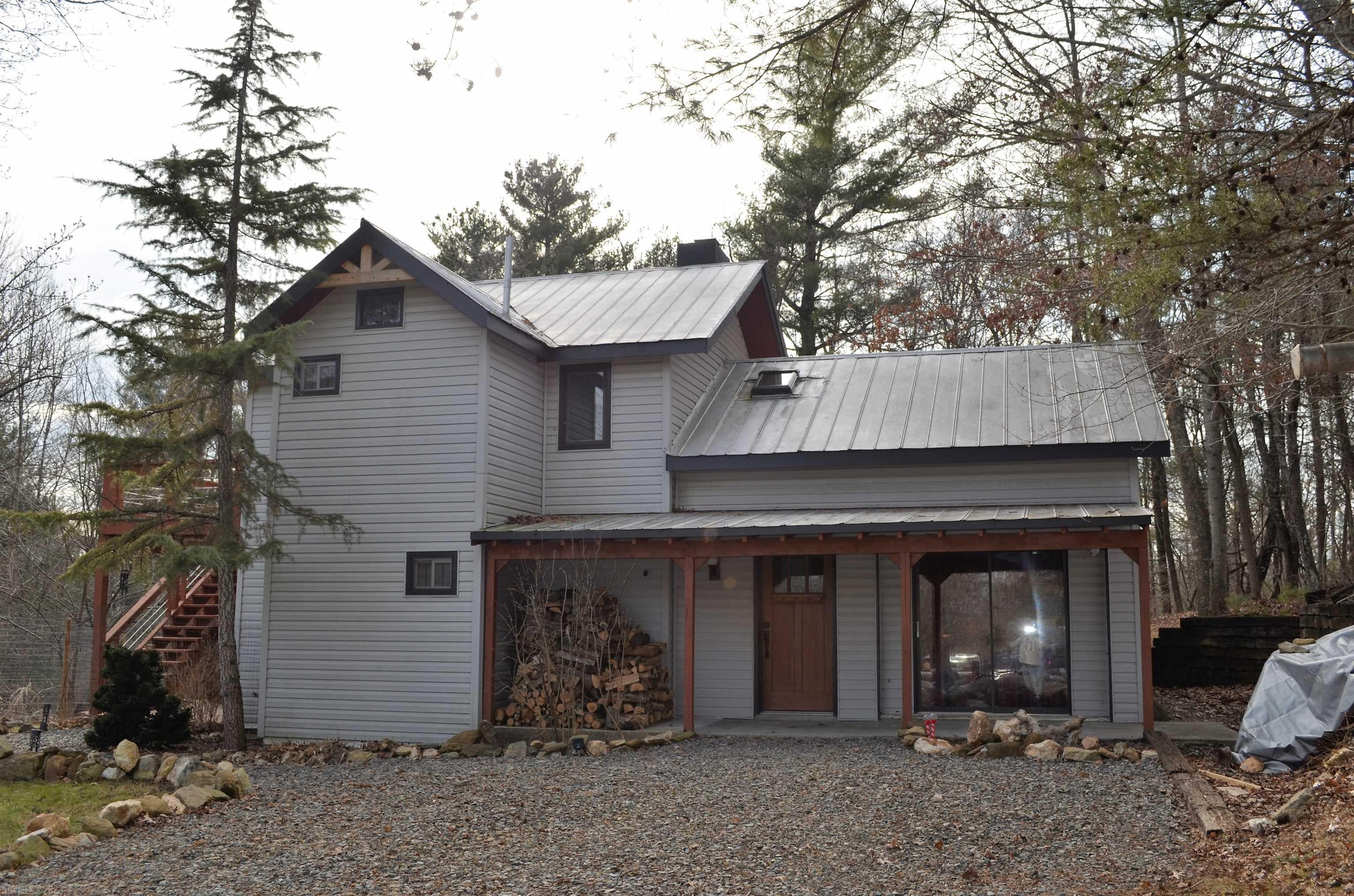 2391 Lick Ridge Road Northeast Check, VA 24072 - Photo 14 of 61 Gallery Image 14