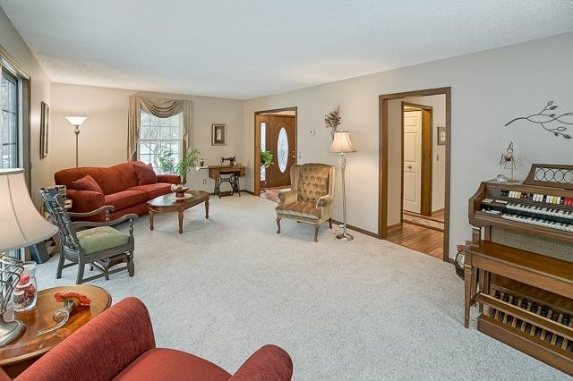 3245 Madison Pinckney, MI 48169 - Photo 5 of 10 Photo 5