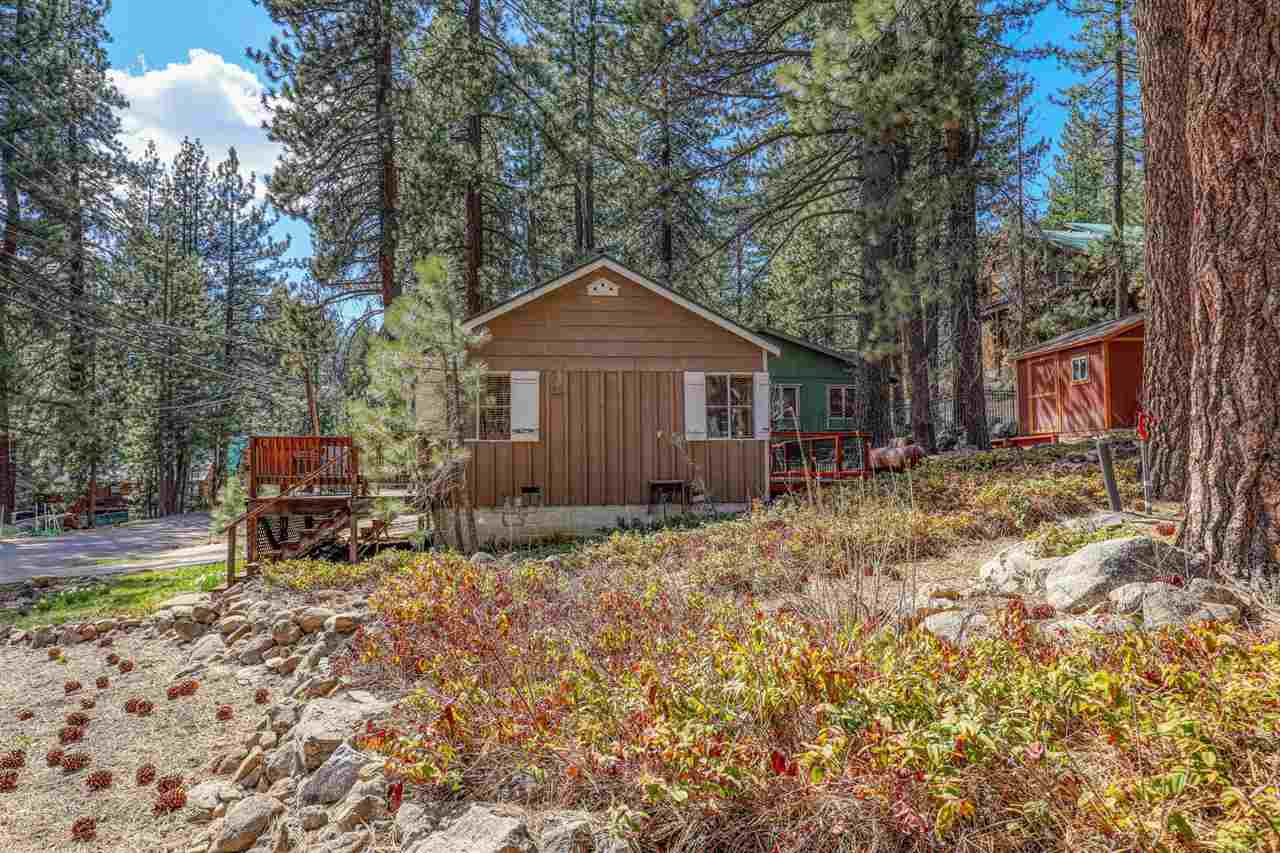 13624 Moraine Road Truckee, CA 96161 - Photo 14 of 15 Gallery Image 14