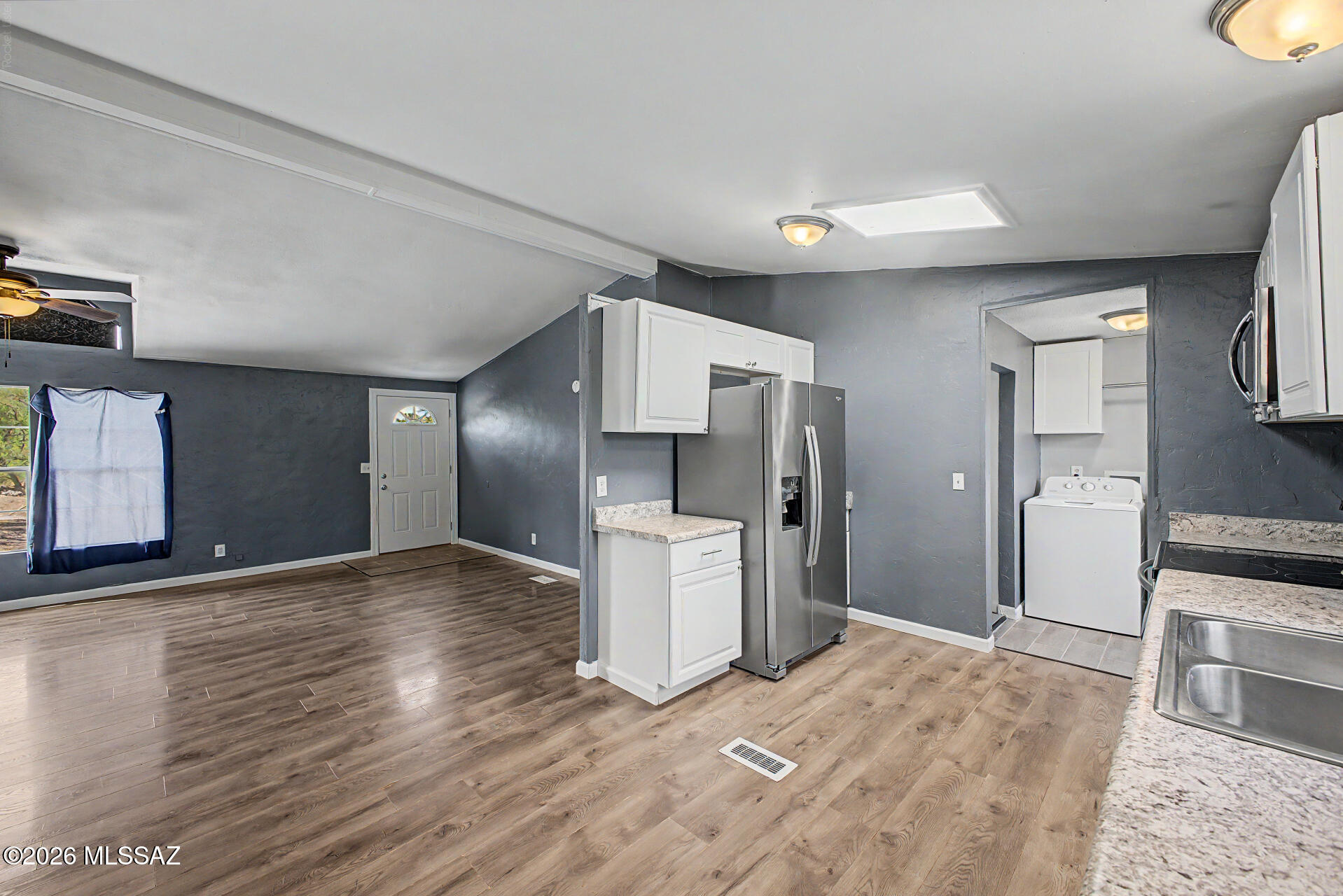 4481 East Golder Ranch Drive Tucson, AZ 85739 - Photo 8 of 19 Kitchen/Great Room