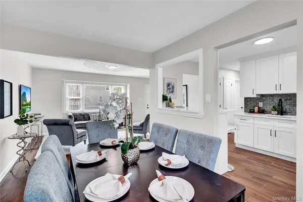 $749,000 | 1167 Warwick Street, Uniondale, NY 11553