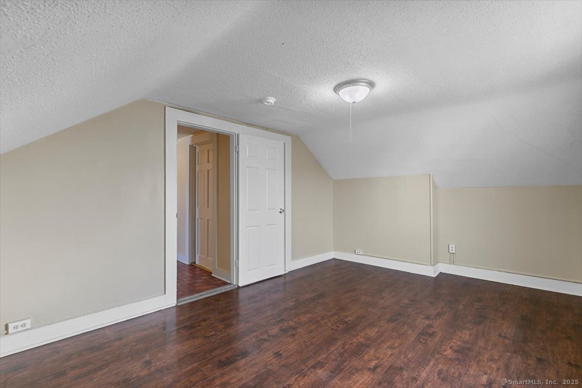 181 James Street New Haven, CT 06513 - Photo 29 of 37