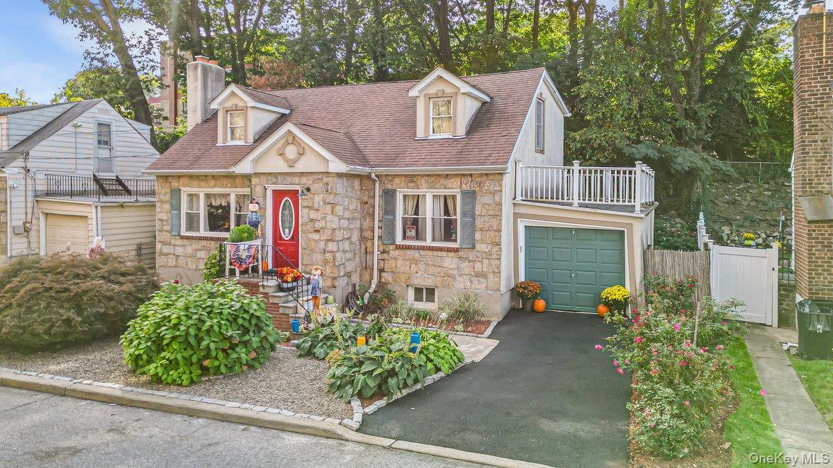 34 Raybrook Road Yonkers, NY 10704 - Photo 2 of 47