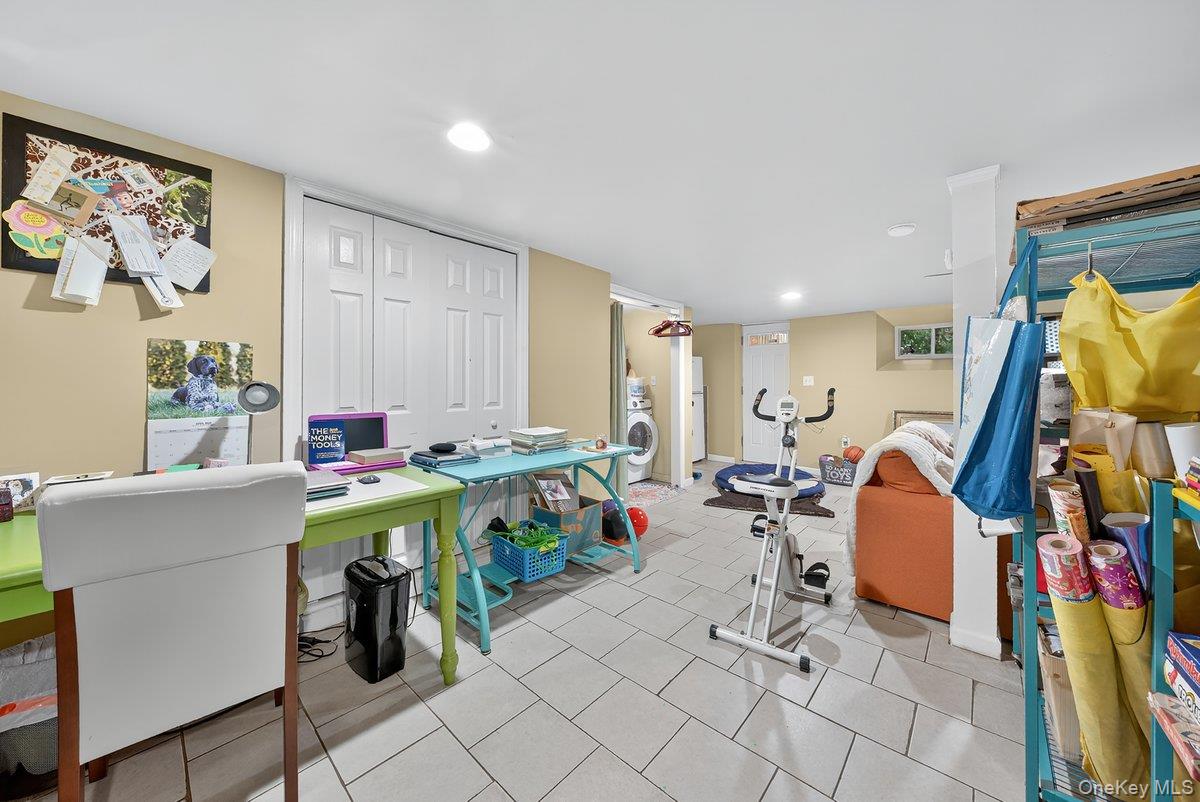 34 Raybrook Road Yonkers, NY 10704 - Photo 37 of 47