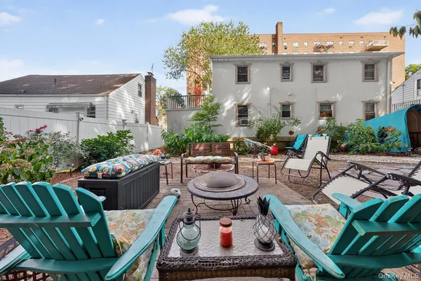 $825,000 | 34 Raybrook Road, Yonkers, NY 10704