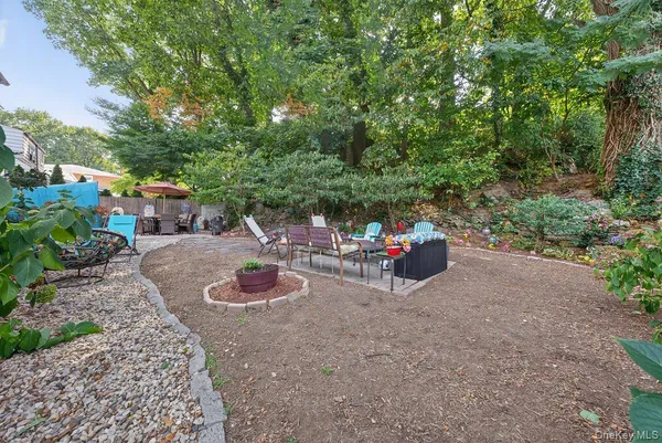$825,000 | 34 Raybrook Road, Yonkers, NY 10704