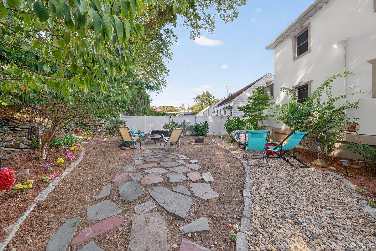 34 Raybrook Road Yonkers, NY 10704 - Photo 43 of 47