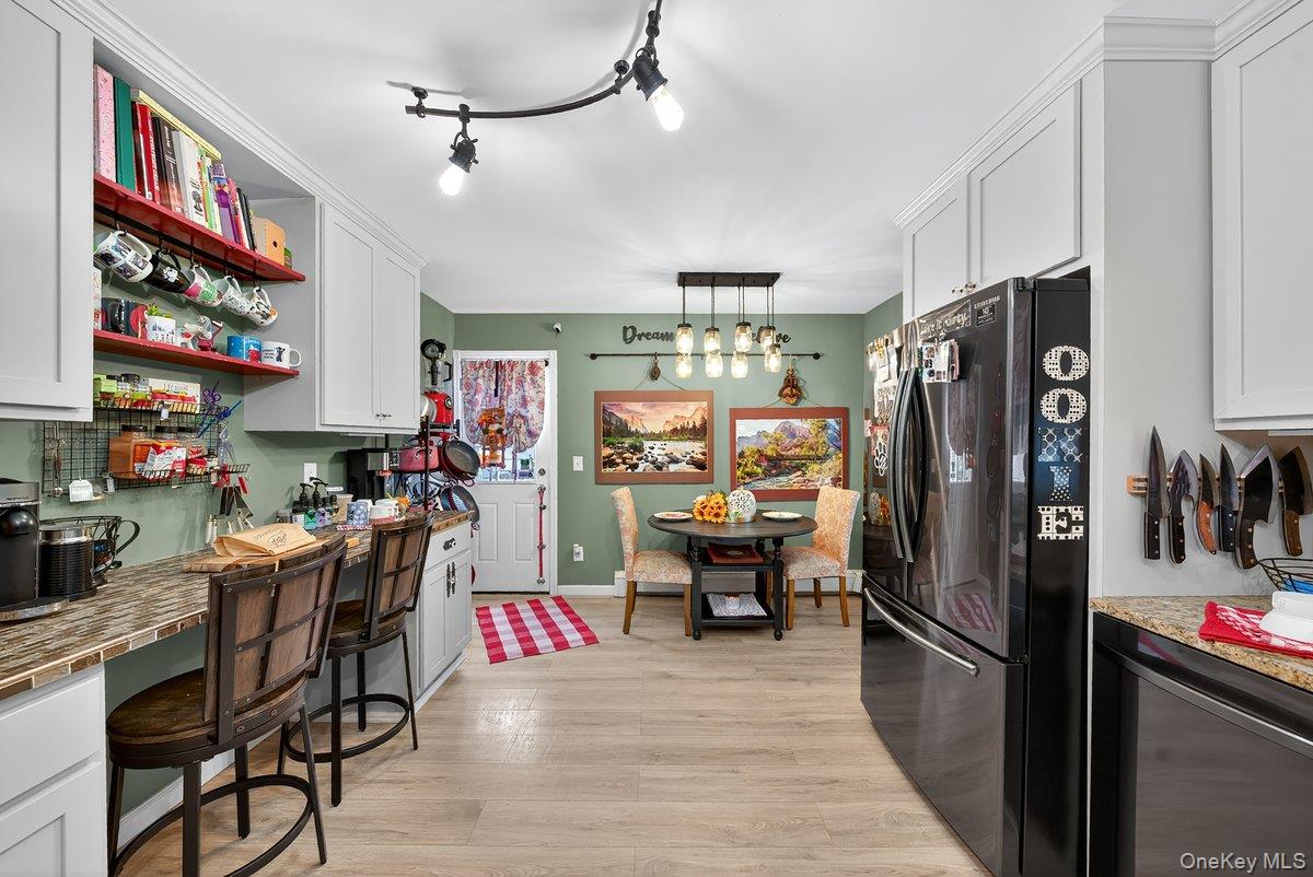 34 Raybrook Road Yonkers, NY 10704 - Photo 7 of 47