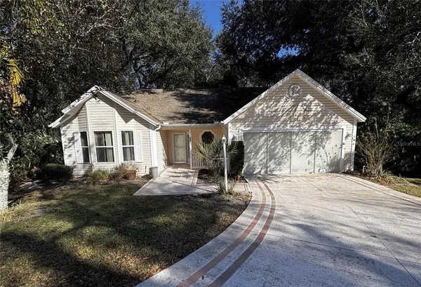 $1,975 | 101 Costa Mesa Drive, Lady Lake, FL 32159