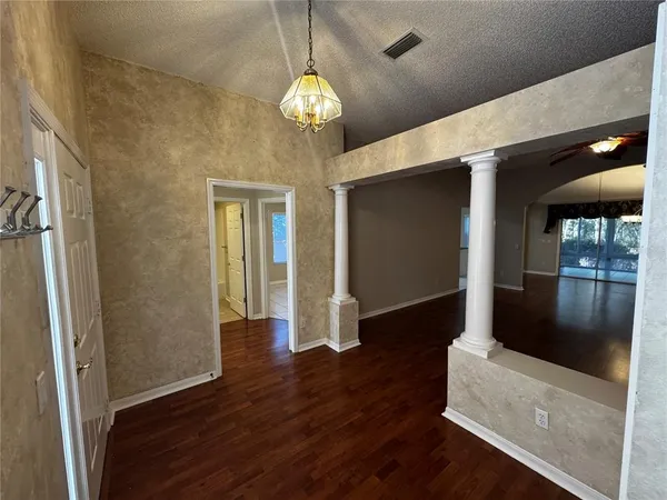 $1,975 | 101 Costa Mesa Drive, Lady Lake, FL 32159