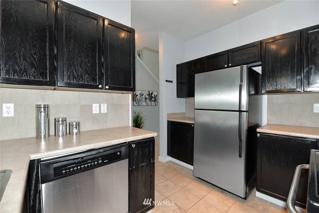 18930 Bothell Everett Highway, Unit K102 Bothell, WA 98012 - Photo 11 of 24