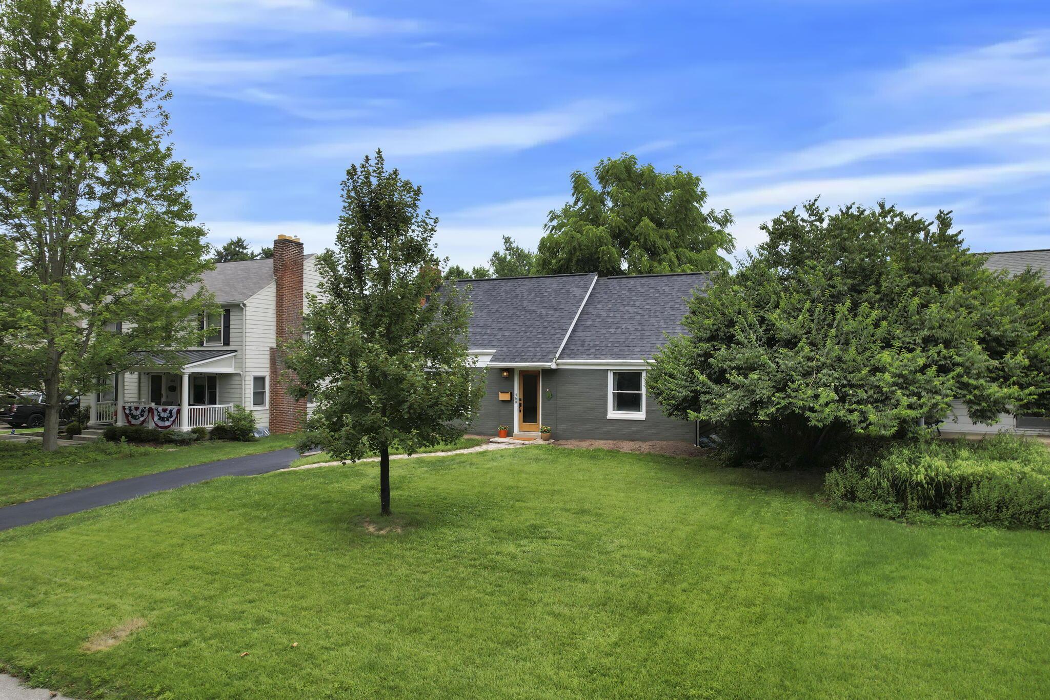 460 East Beaumont Road Columbus, OH 43214 - Photo 56 of 70 70-web-or-mls-DJI_0572