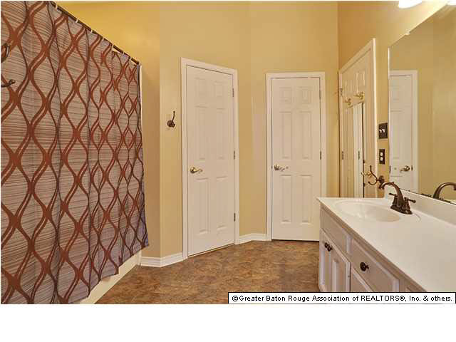 17251 Rennes Road Prairieville, LA 70769 - Photo 8 of 15 Gallery Image 8