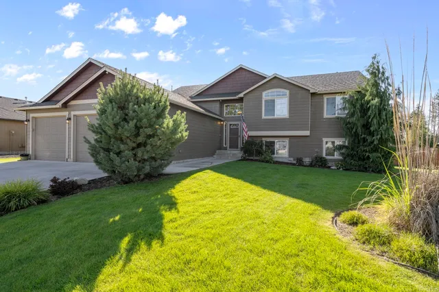 $629,900 | 15317 North Hunter's Pointe Road, Mead, WA 99021