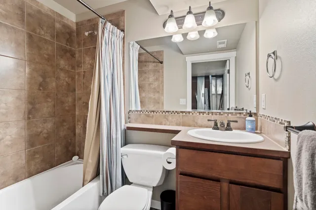 $629,900 | 15317 North Hunter's Pointe Road, Mead, WA 99021