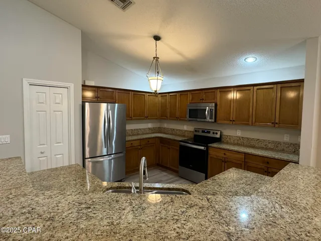 $2,900 | 222 Biltmore Place, Panama City, FL 32413