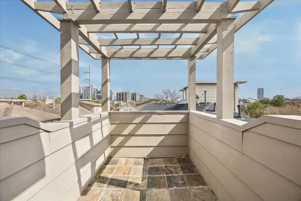 $4,250 | 2404 Fairview Street, Unit C, Houston, TX 77006