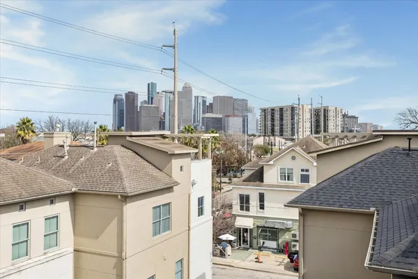 $4,250 | 2404 Fairview Street, Unit C, Houston, TX 77006