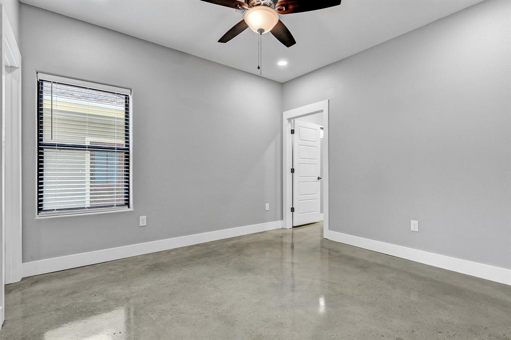 1323 South 5th Avenue Denison, TX 75021 - Photo 12 of 26