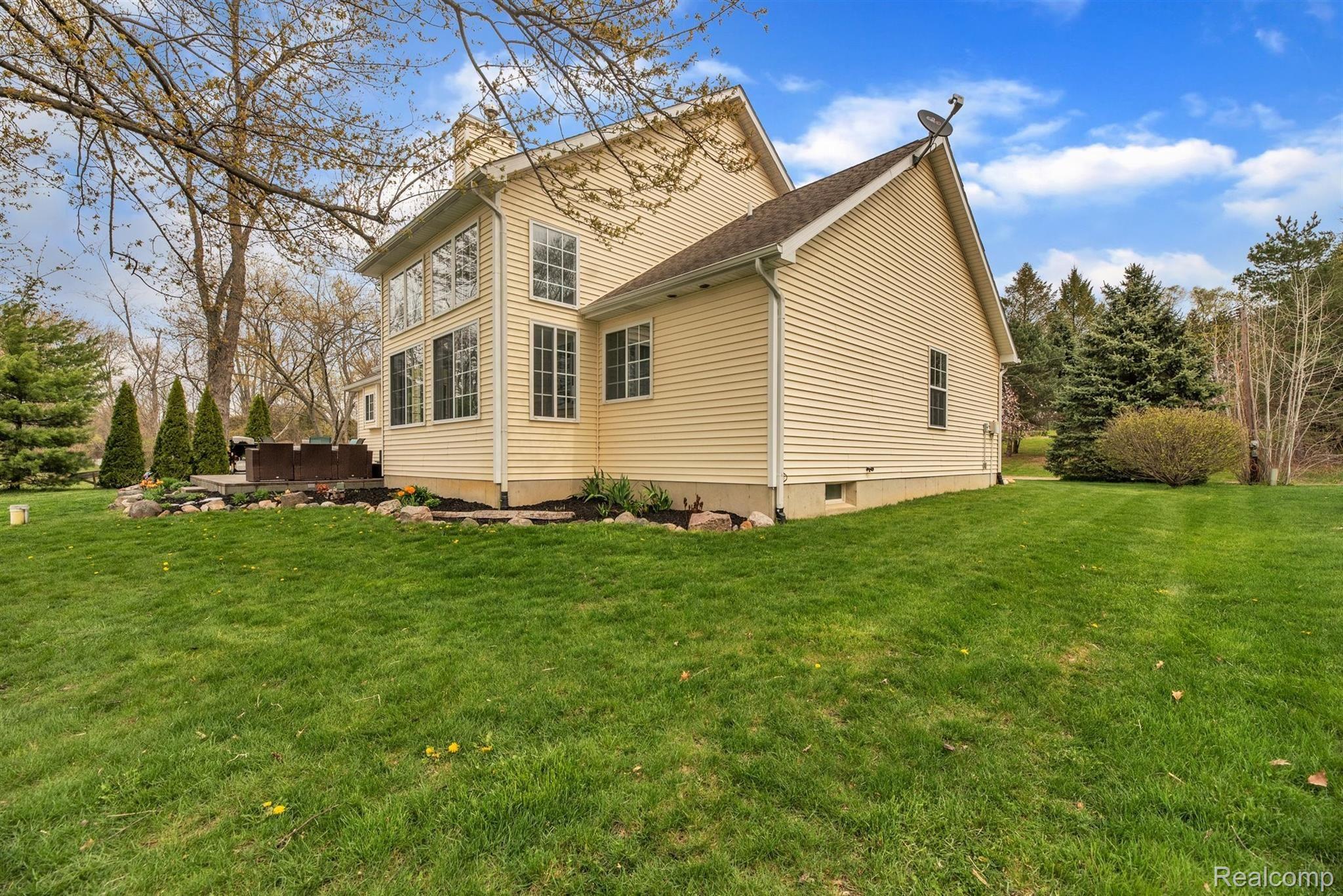 11256 Ford Road Brighton, MI 48116 - Photo 37 of 51 39-11256 Ford Rd-Windowstill Real Estate Photography-39.jpg