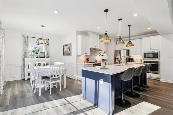 $645,000 | 2001 Tamarack Court, McDonald, PA 15057