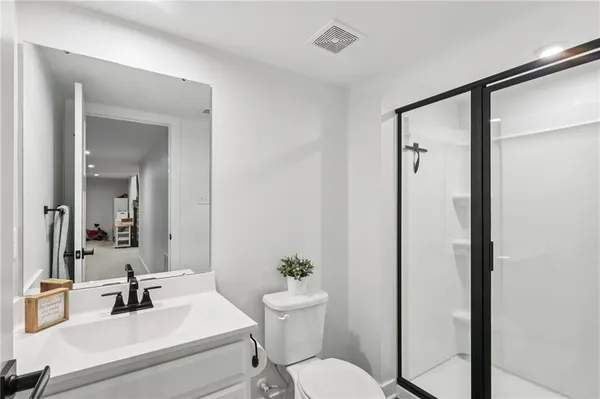 $645,000 | 2001 Tamarack Court, McDonald, PA 15057