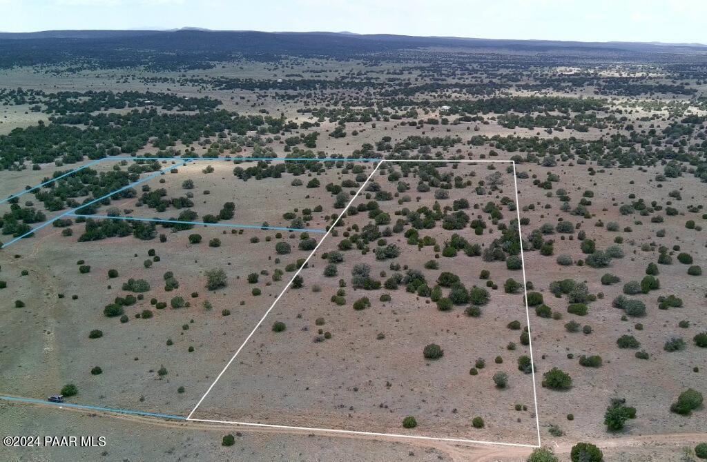333 Stewart Road Seligman, AZ 86337 - Photo 6 of 6 a view of a sky view