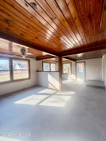 $1,750 | 403 Brentwood Avenue, Jacksonville, NC 28540