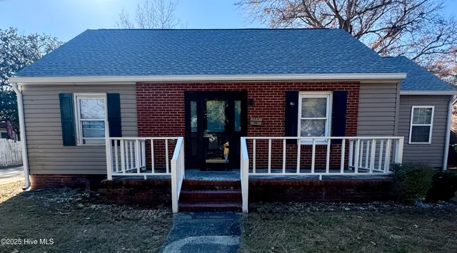 $1,750 | 403 Brentwood Avenue, Jacksonville, NC 28540