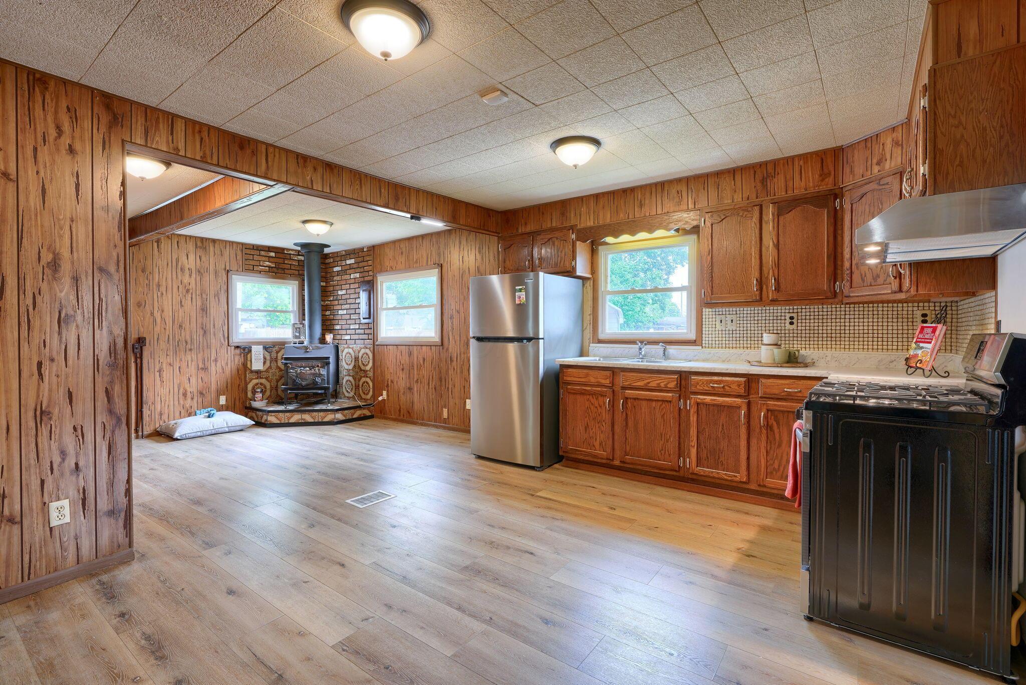 40 Delray Road Columbus, OH 43207 - Photo 14 of 53 large-01909cc1-79d7-7239-9519-2be20b1dbd