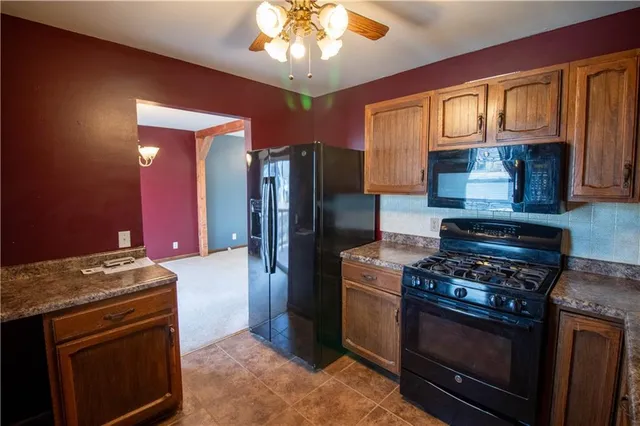 $225,000 | 3001 Dover Street, St. Joseph, MO 64506